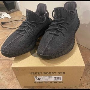 Yeezy boost V2 black non reflective